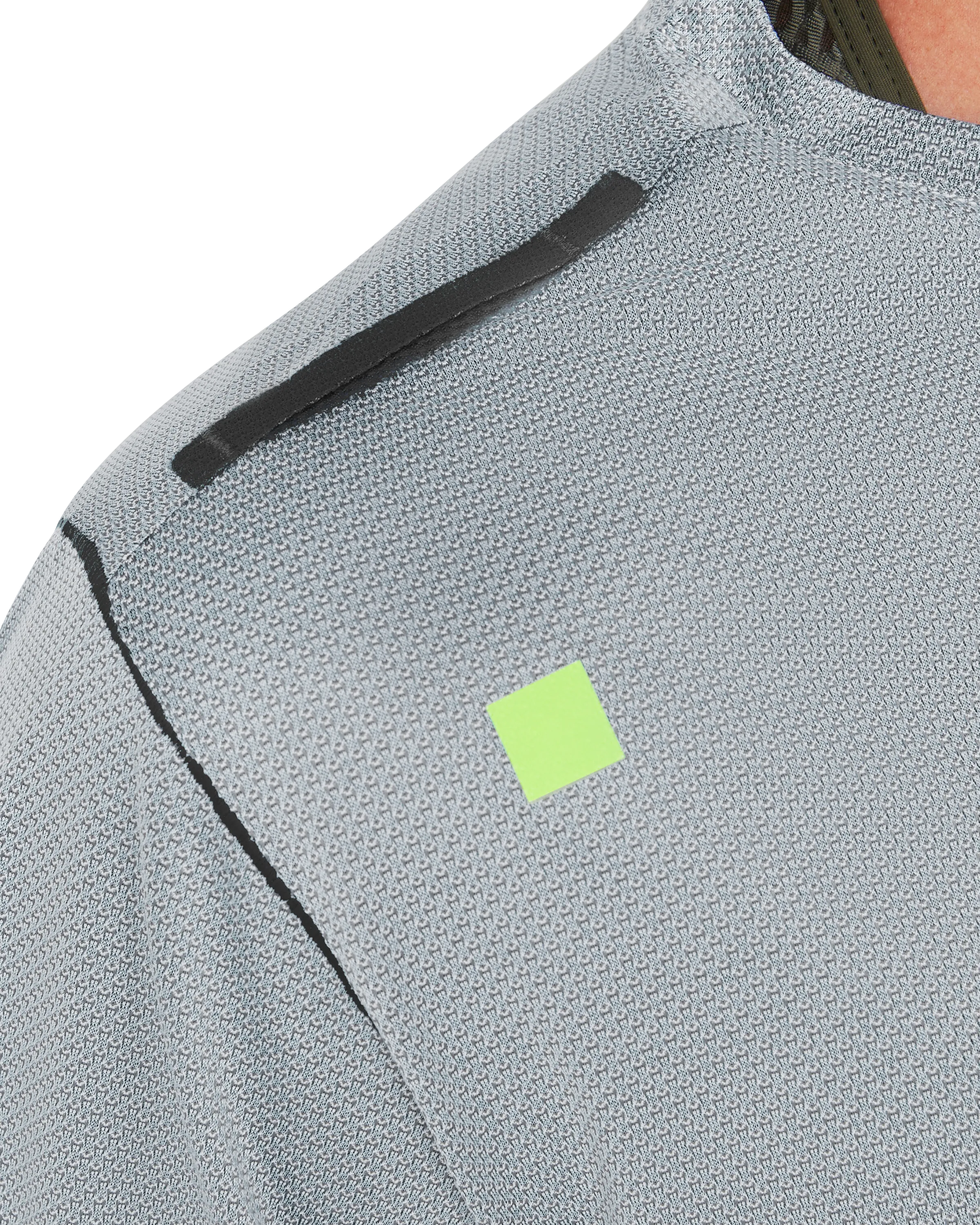 Terra Short Sleeved Tech Tee Black - Image 4